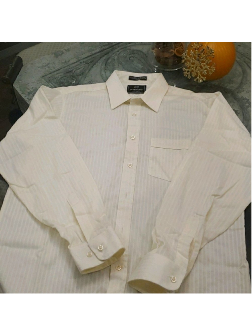 GIVENCHY Men's DRESS SHIRT With Logo like new Large 16
